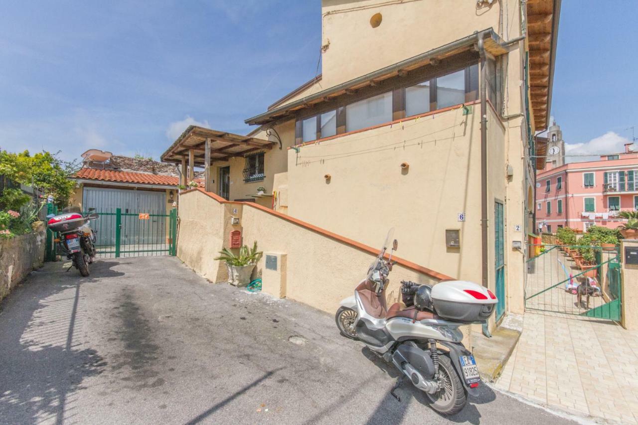 Villa Pedalando Sul Mare Finale Ligure Exterior foto